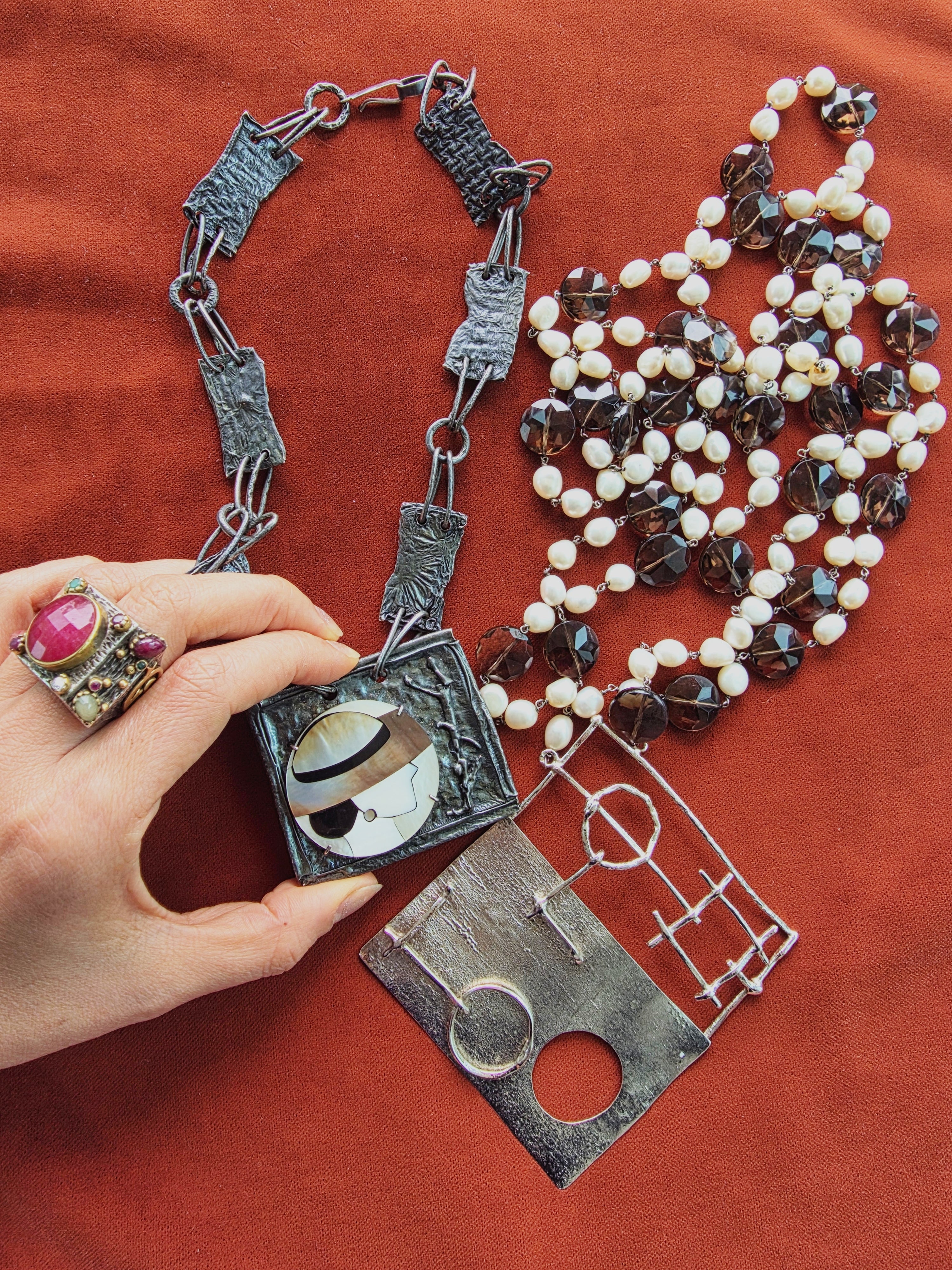 CURATED WEARABLE  OBJECTS